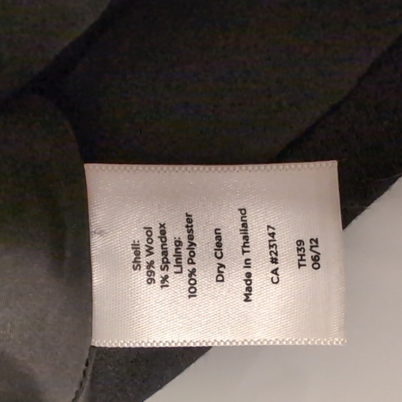 Talbots Women's Black Blazer Jacket Size 14P - Picture 7 of 7